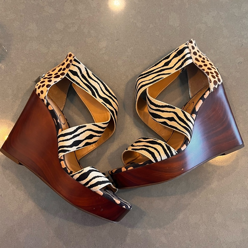 Jessica Simpson Wedges